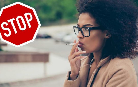 Stop al fumo all'aperto - Fonte AdobeStock