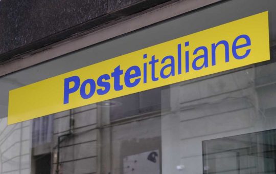 Poste Italiane Uffici (Depositphotos)-newsecologia.it