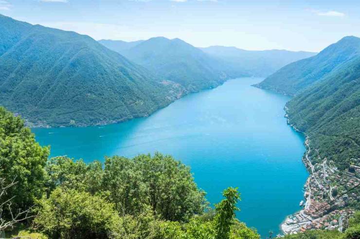 Lago di montagna