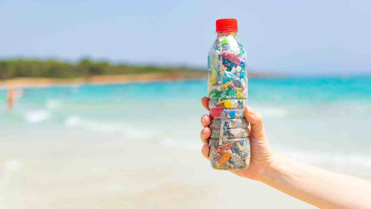 Microplastiche in mare, soluzioni